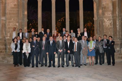 ORIfoto_de_grup_arc_llati_a_la_seu_vellavr_editora_2_5838_0_1