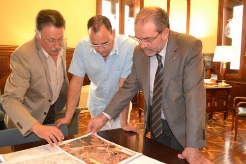 ORIrene_amb_lalcalde_de_la_portella_i_el_coordinador_dels_serveis_tecnics_editora_2_5432_0_1