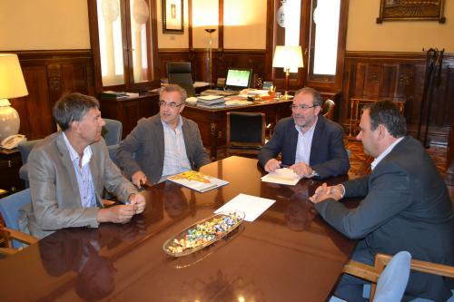 ORIreunio_president_i_alcaldes_01_editora_2_5472_0_1