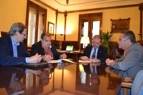 ORIsignatura_conveni_diputacio_i_fecoll_01_editora_2_5315_0_1