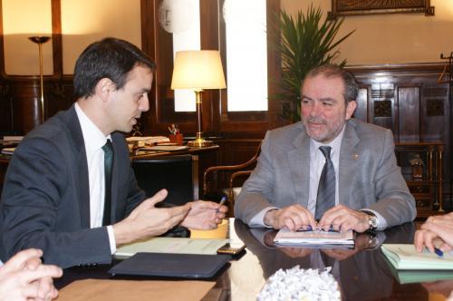 ORIvisita_director_general_policia_02_editora_2_5199_1
