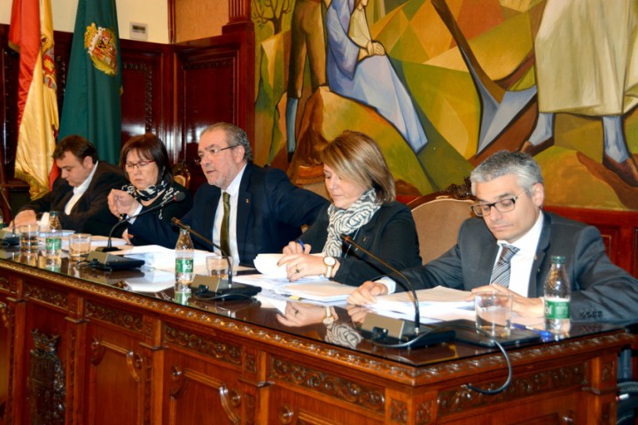 El president Joan Reñé durant el ple de desembre de 2016 de la Diputació de Lleida