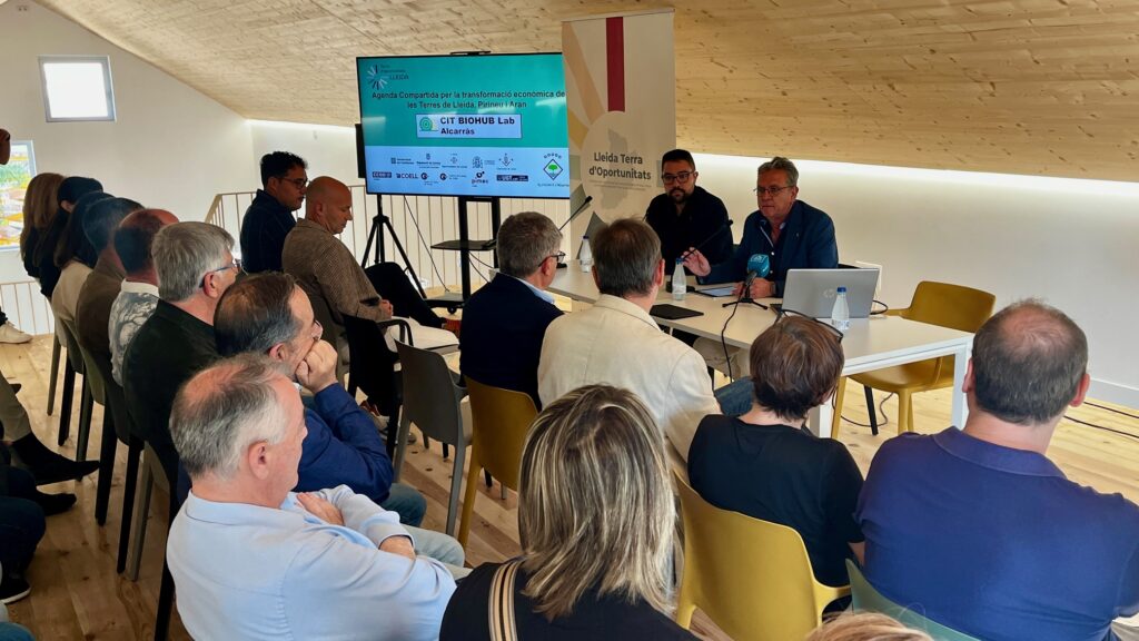 La signatura de conveni del Biohub Lab (4)