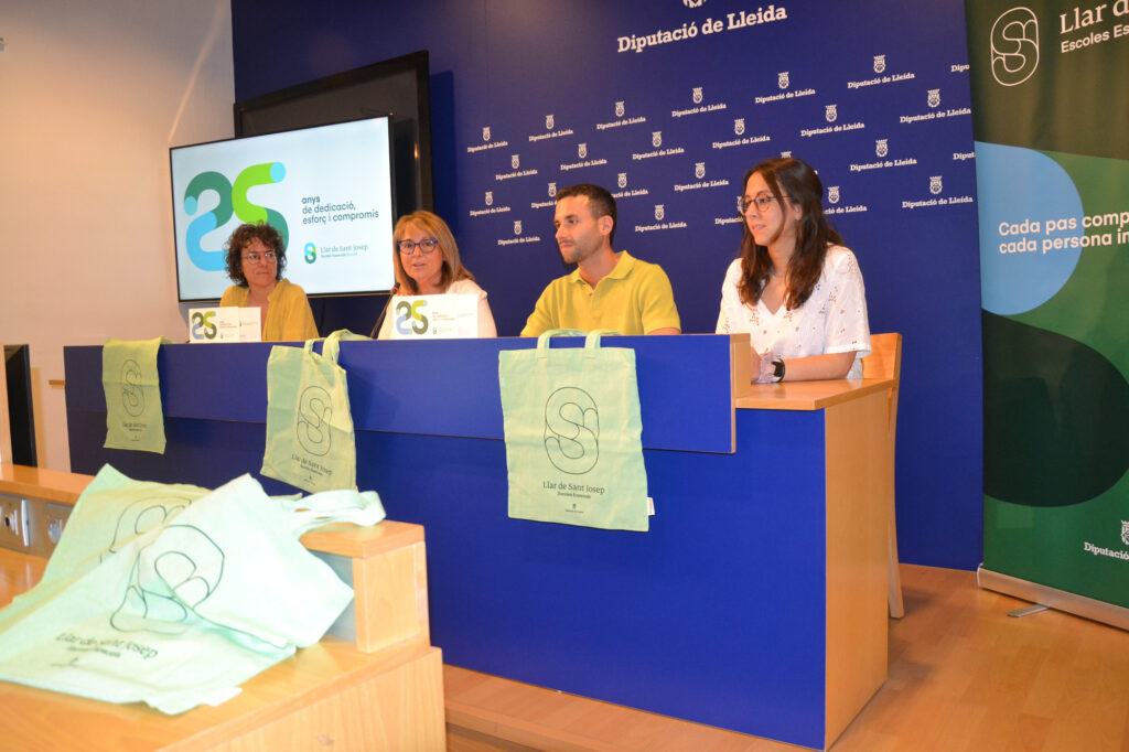 25_anys_Escoles_Especials_02