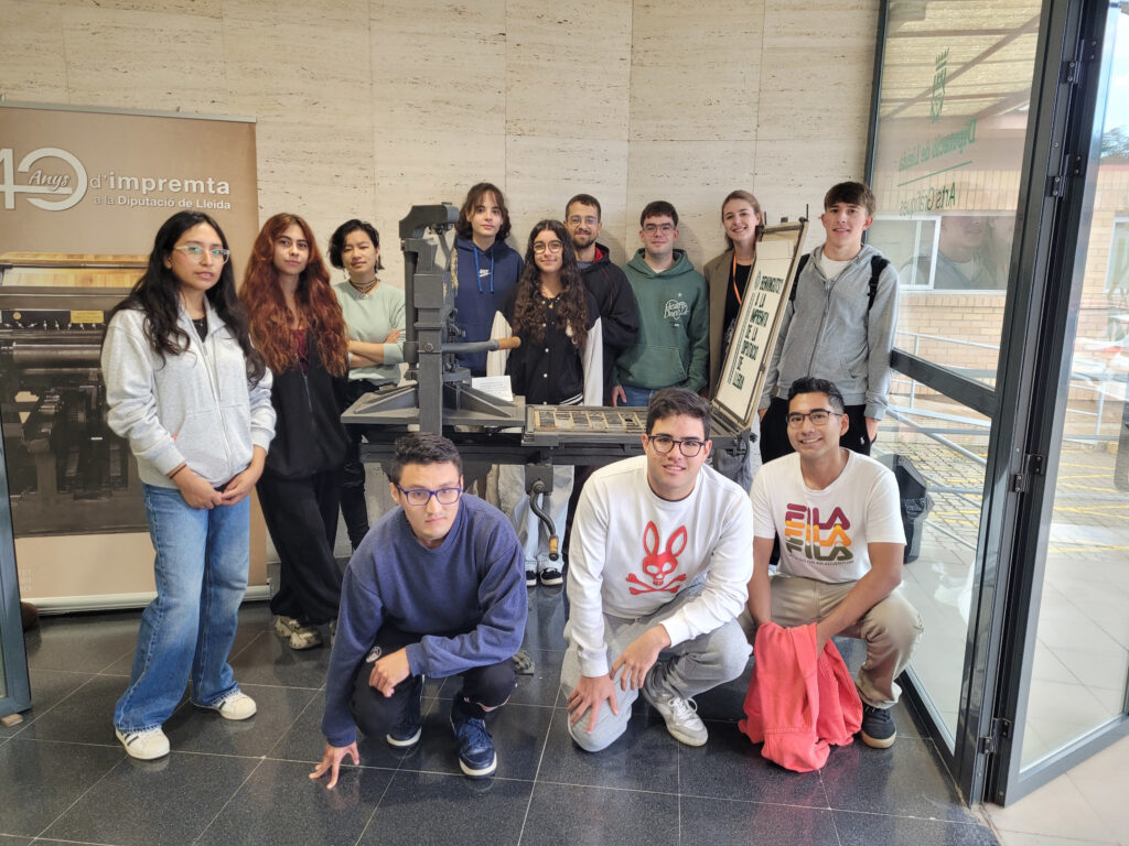 Alumnes grau superior disseny