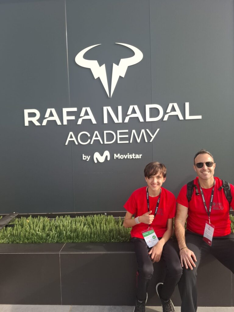 Alumne_Escoles_Especials_Tennis_02